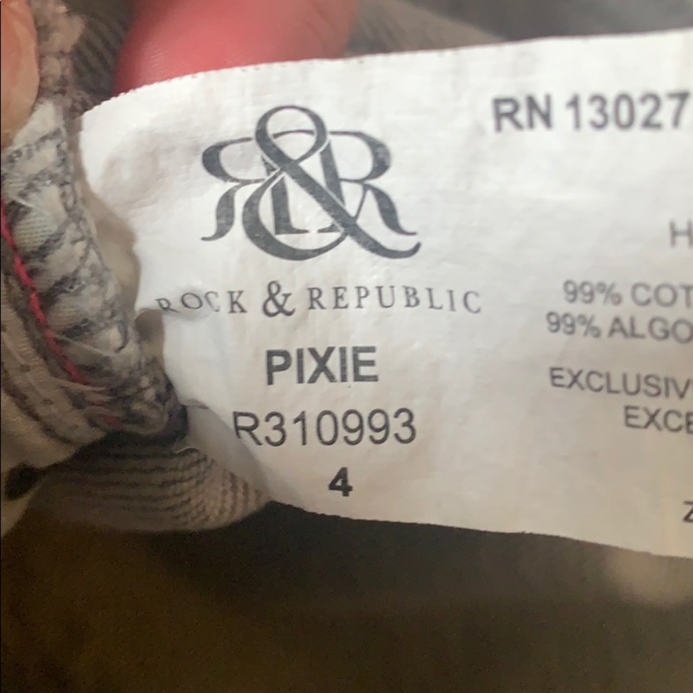 Rock and republic shorts - Picture 4 of 4